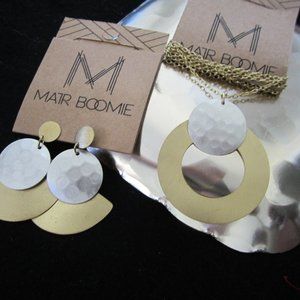 MATR BOOMIE - Silver and Gold Necklace/Earring Set
